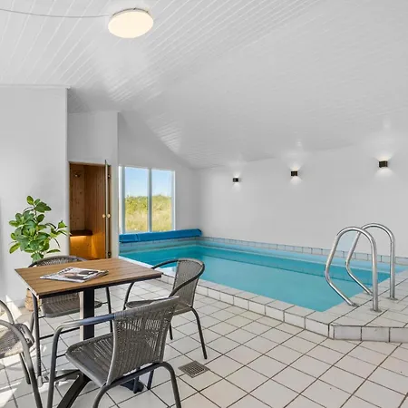 6 Bedroom Lovely In Holiday home Ringkobing