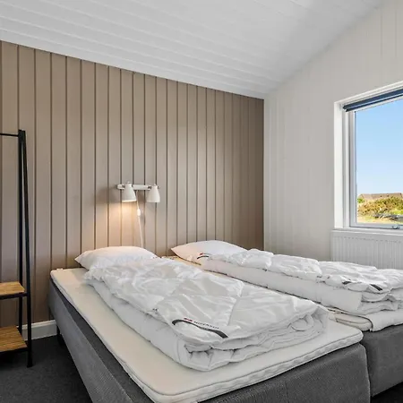 6 Bedroom Lovely In Holiday home Ringkobing