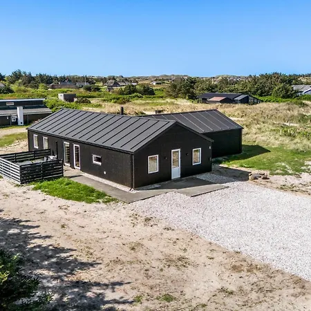 6 Bedroom Lovely In Prázdninový dům Ringkøbing